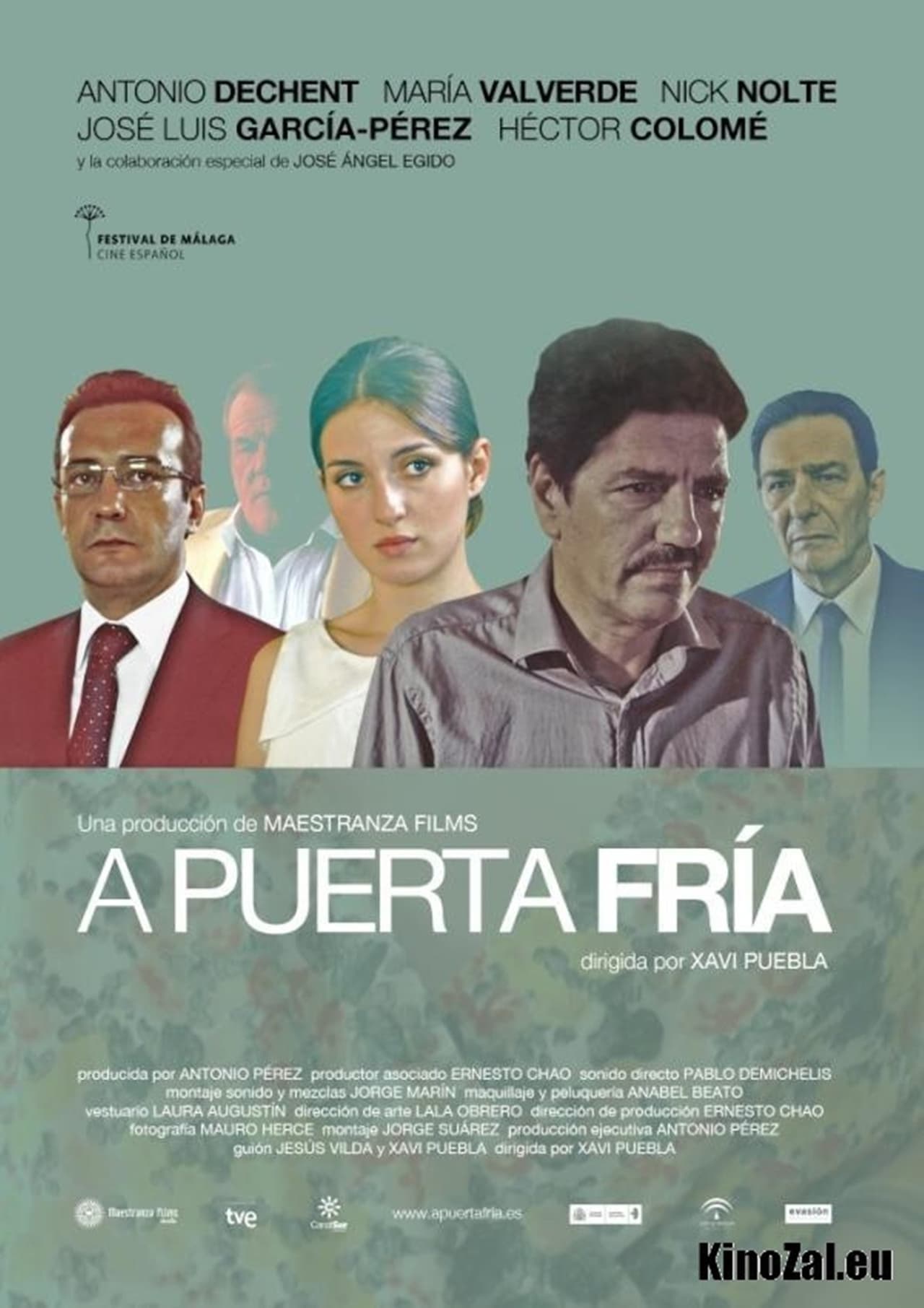 Película A puerta fría