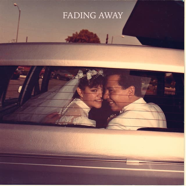 Canción Fading Away