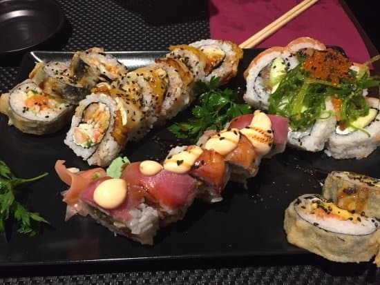 Restaurantes Fujiyama Sushi Bar & Asian Cuisine