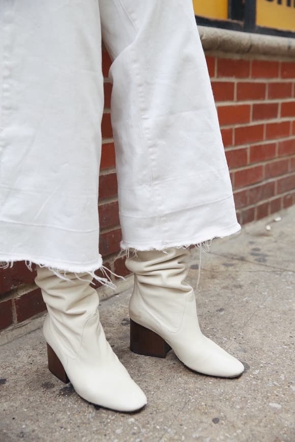 Producto White Leather Boots