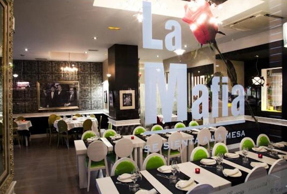 Restaurantes La Mafia se sienta a la mesa