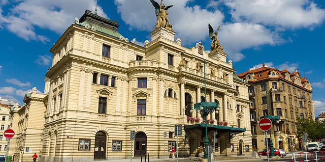 Lugar Divadlo na Vinohradech - El Palacio de La Opera