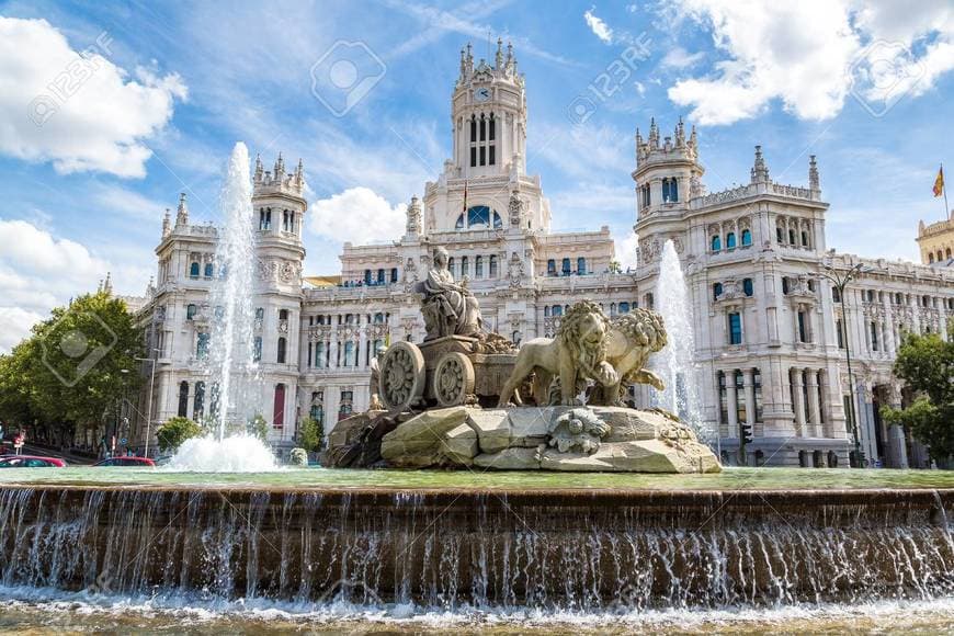 Place Plaza de Cibeles