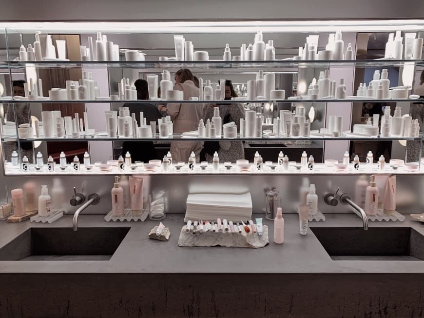 Lugar Glossier Flagship Store