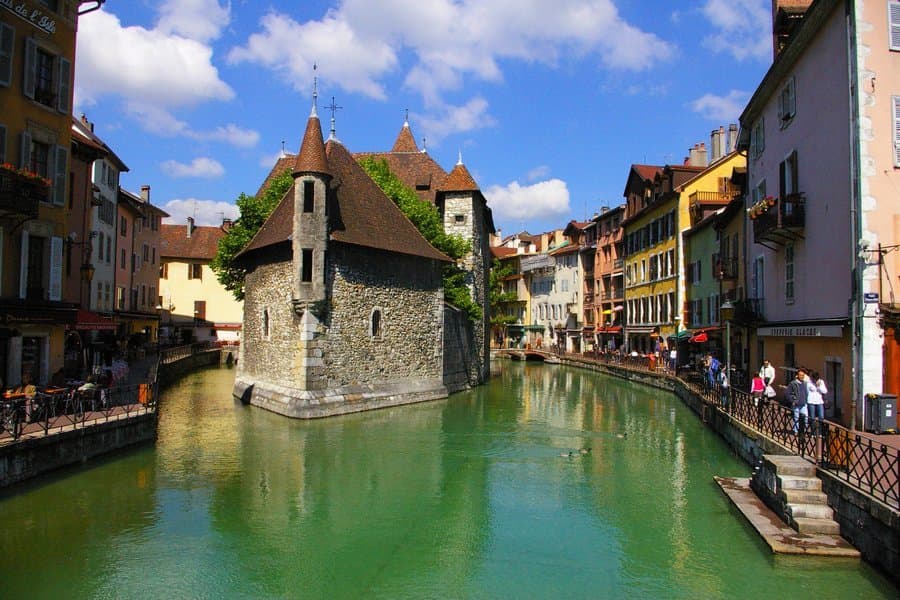 Place Annecy-le-Vieux