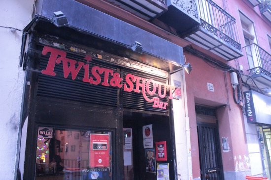 Place Twist & Shout Bar