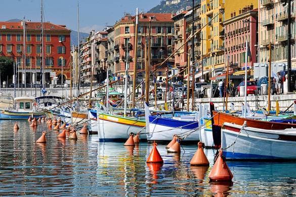 Place Port de Nice