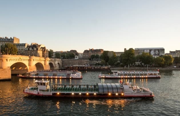 Fashion Vedettes du Pont Neuf (París) - 2018 Qué saber antes de ir - Lo más ...