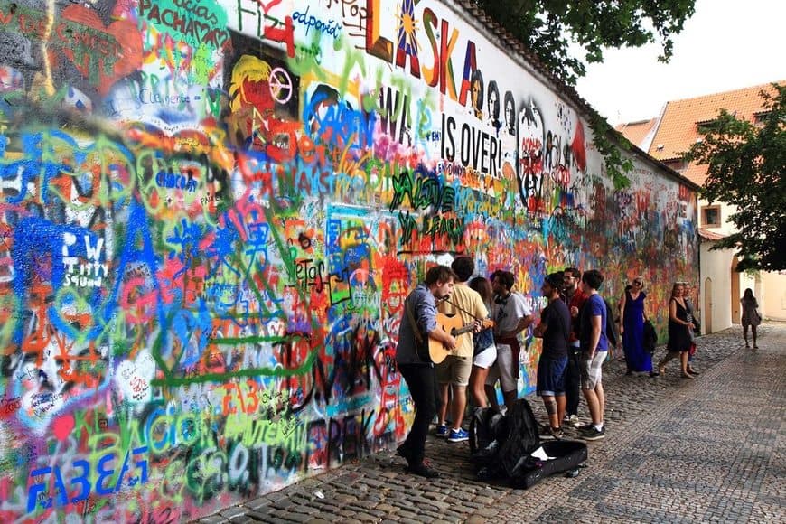 Lugar John Lennon Wall