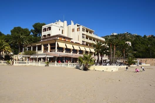 Lugar Hotel Voramar