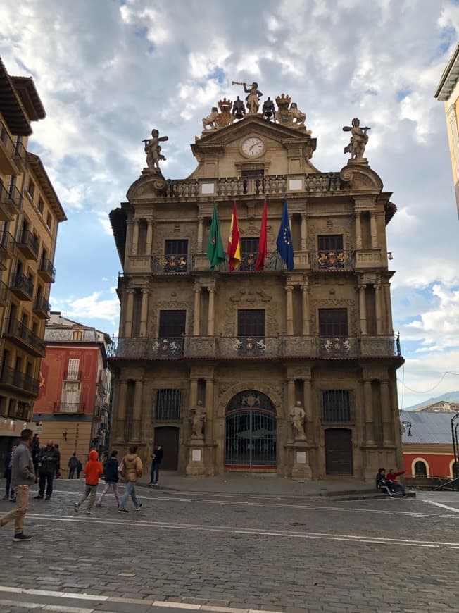 Place Ayuntamiento de Pamplona - Iruñeko Udala