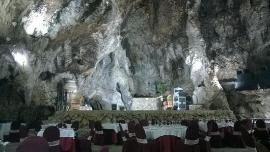 Restaurants Restaurante Cueva Los Majuelos