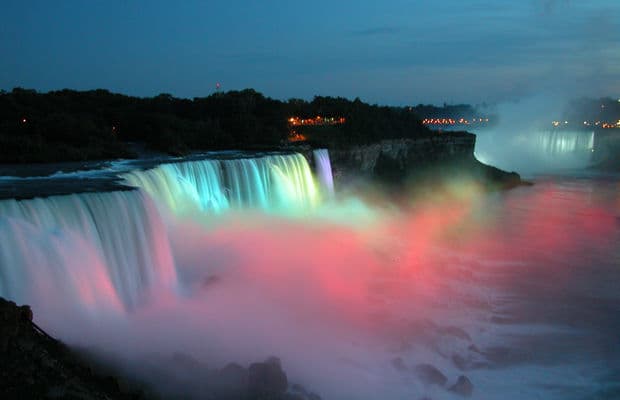 Lugar Cataratas del Niágara