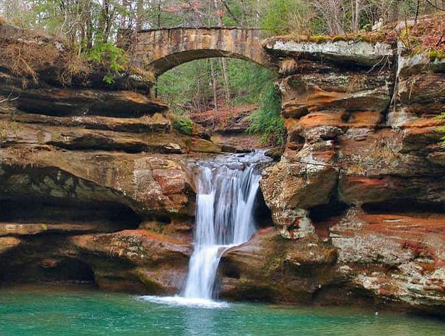 Place Old Man's Cave Campground