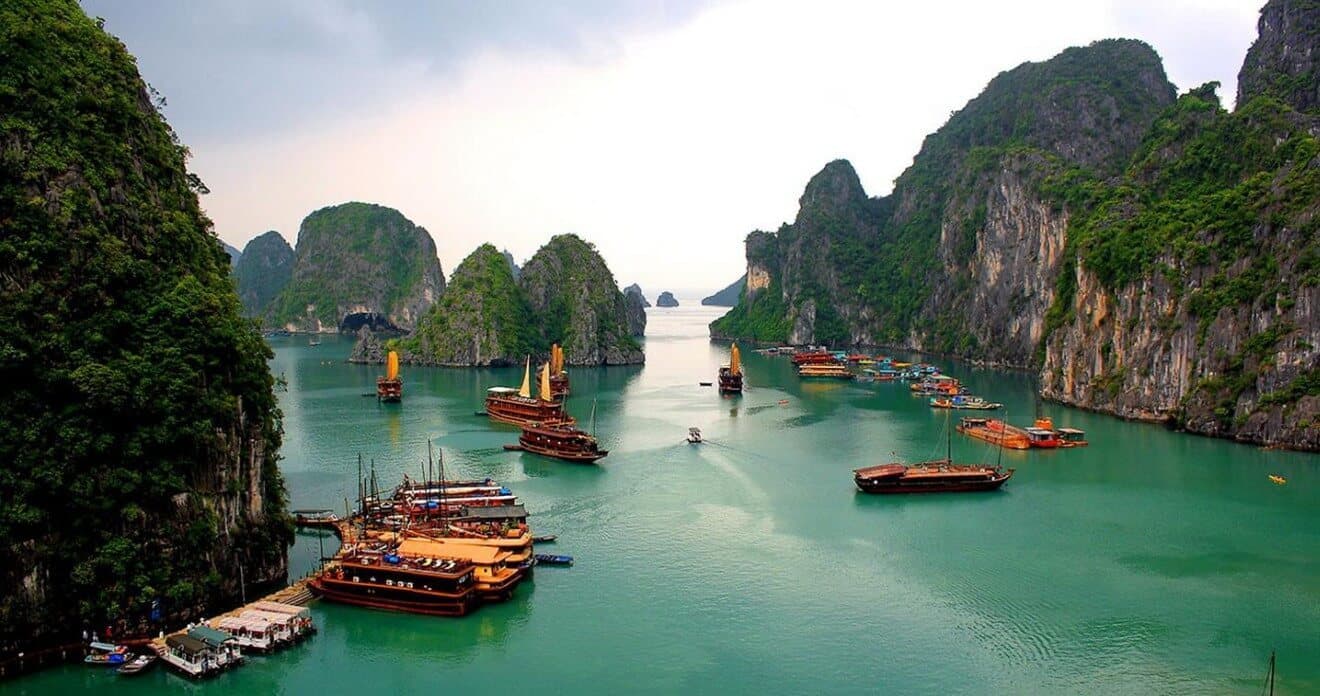 Place Hạ Long Bay