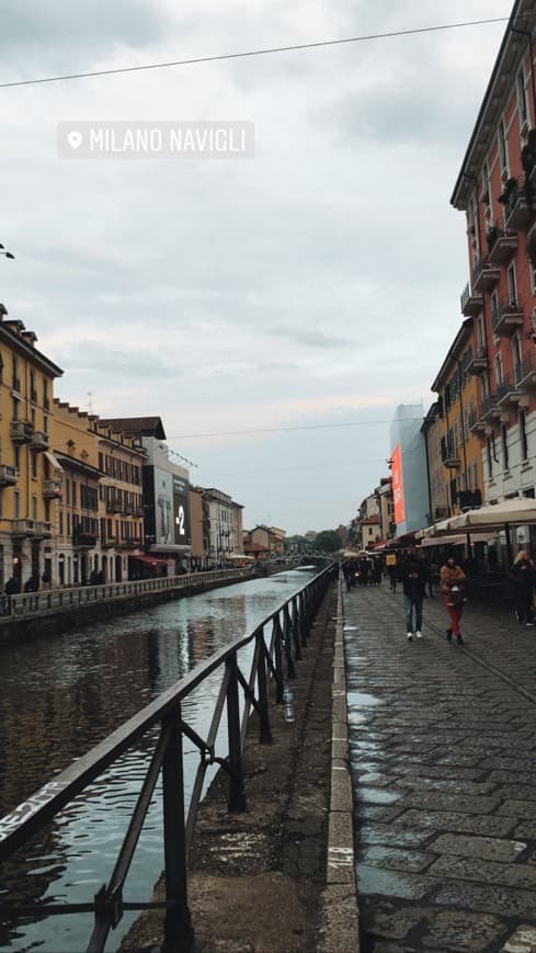 Place Navigli