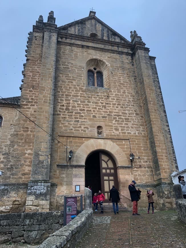 Place Iglesia del Espíritu Santo