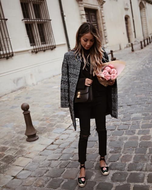 Fashion JULIE SARIÑANA (@sincerelyjules) • Instagram photos and videos