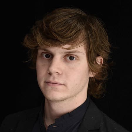 Fashion Evan Peters - Wikipedia