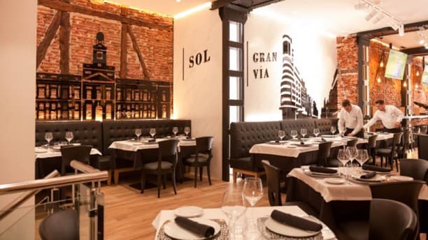 Restaurants Madrid Grill - Parrilla - Cerveceria