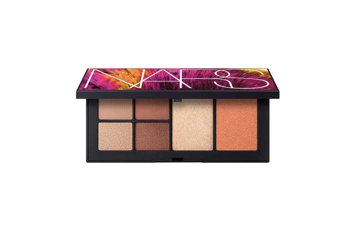 Producto Paleta de sombras con iluminador y colorete