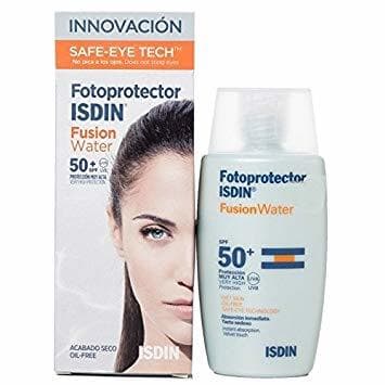 Fashion Fotoprotector ISDIN Fusion Water SPF 50+ | isdin.com