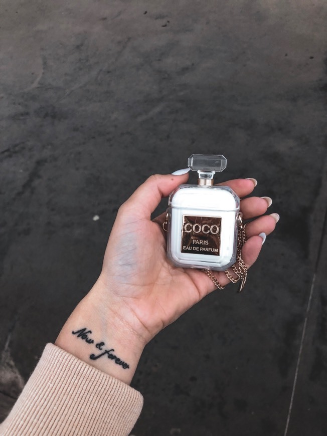 Moda FUNDA AIRPODS COCO CHANEL