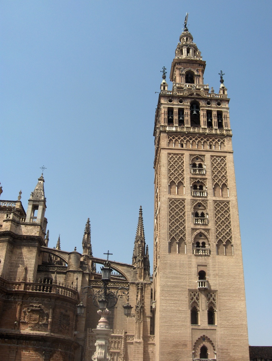 Lugar La Giralda 