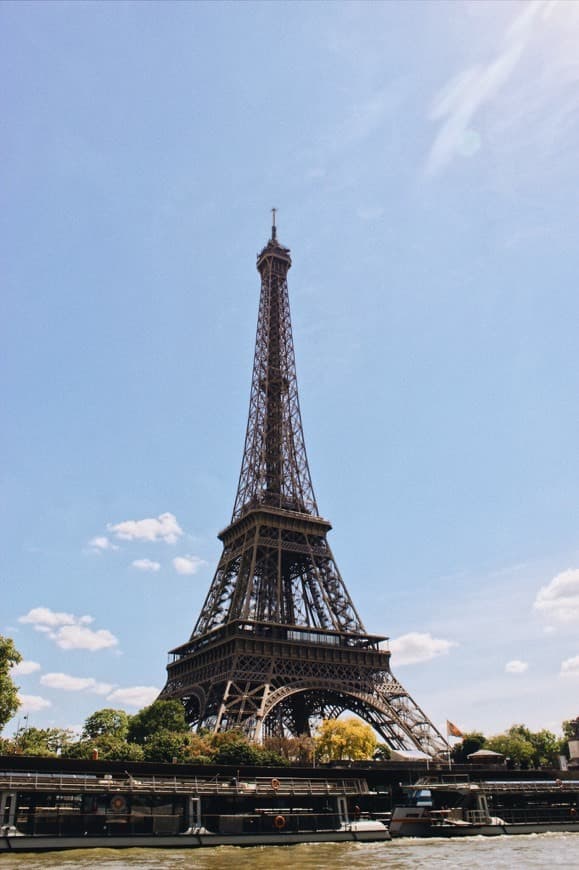 Place Torre Eiffel