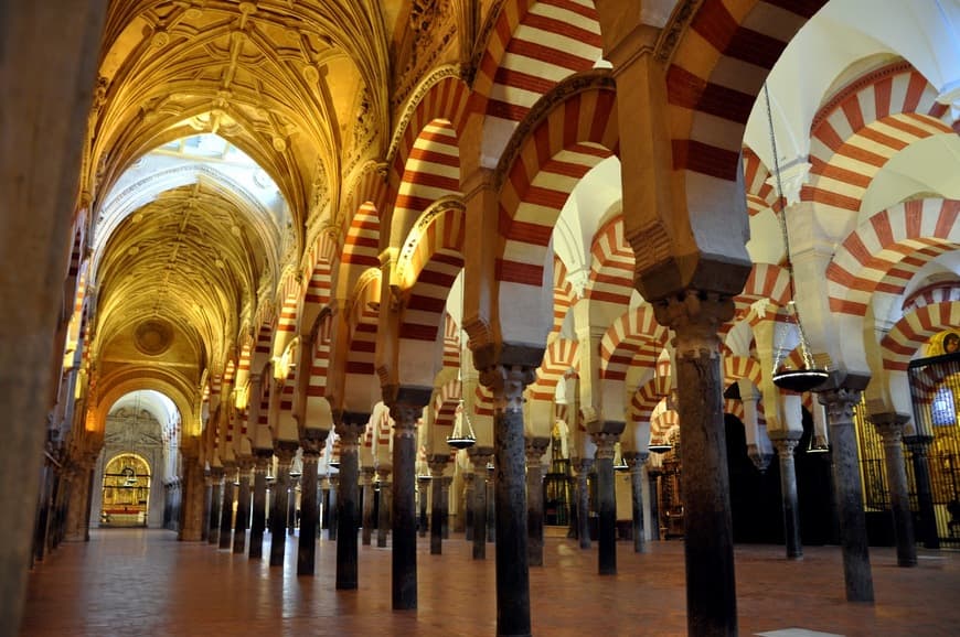 Lugar Mezquita-Catedral de Córdoba