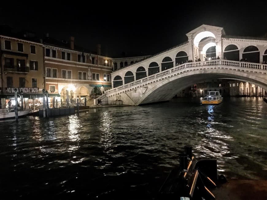 Place Puente de Rialto