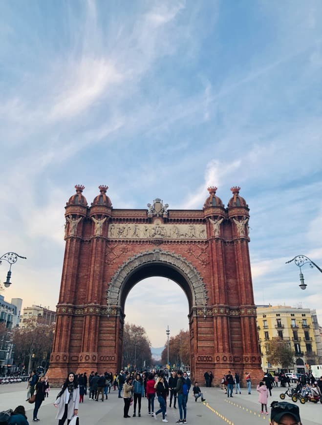 Place Arc de Triomf