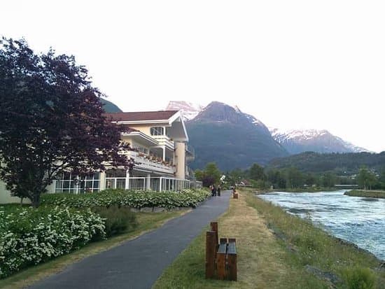 Place Hotel Loenfjord