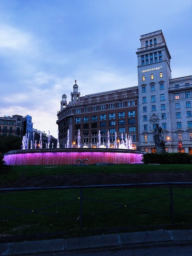 Place Plaça de Catalunya