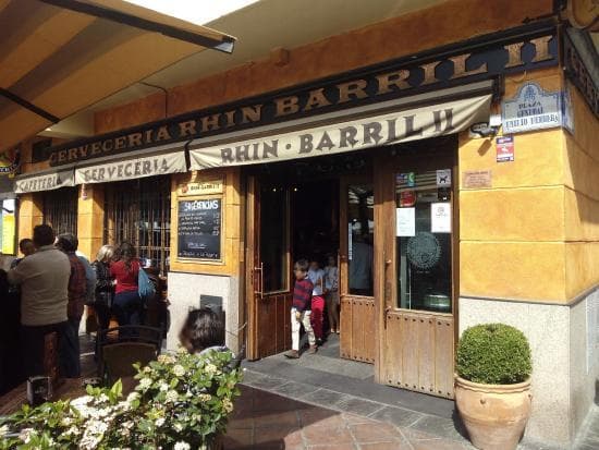 Restaurantes Cervecería Rhin Barril II