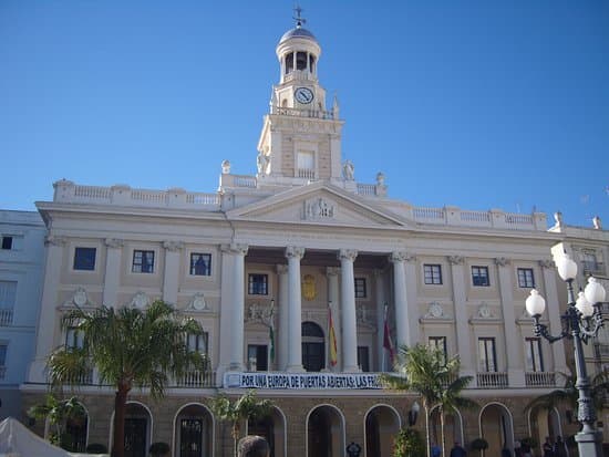 Place Ayuntamiento de Cádiz