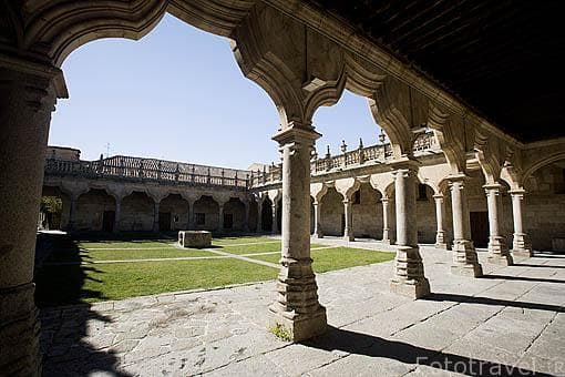 Place Patio de Escuelas