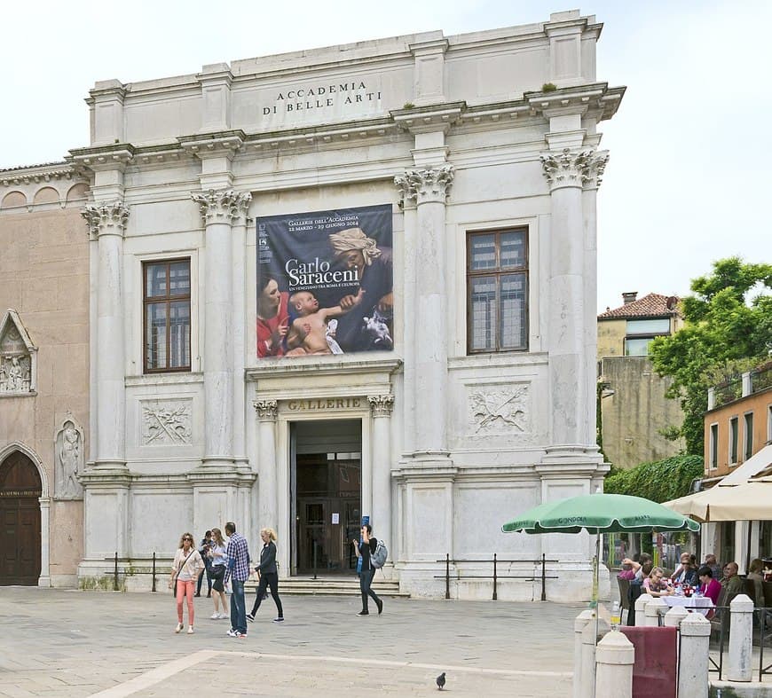 Lugar Galerias dell'Academia