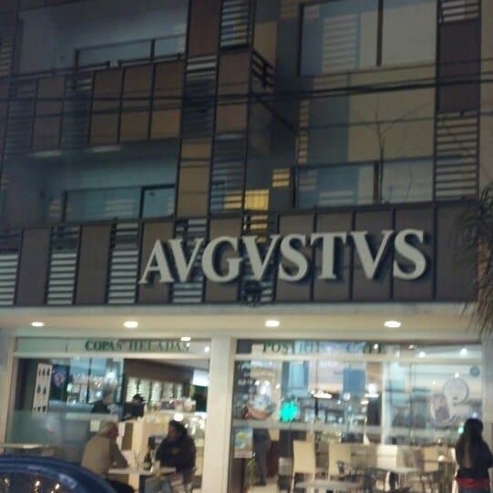 Restaurantes Avgvstvs