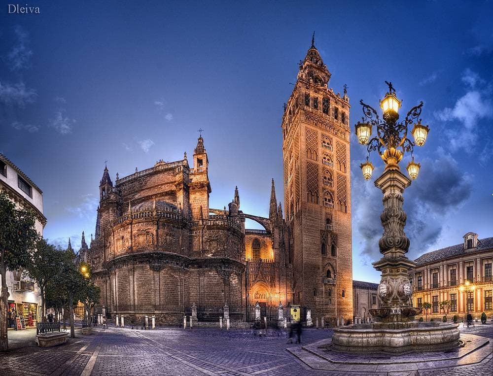 Place La Giralda 