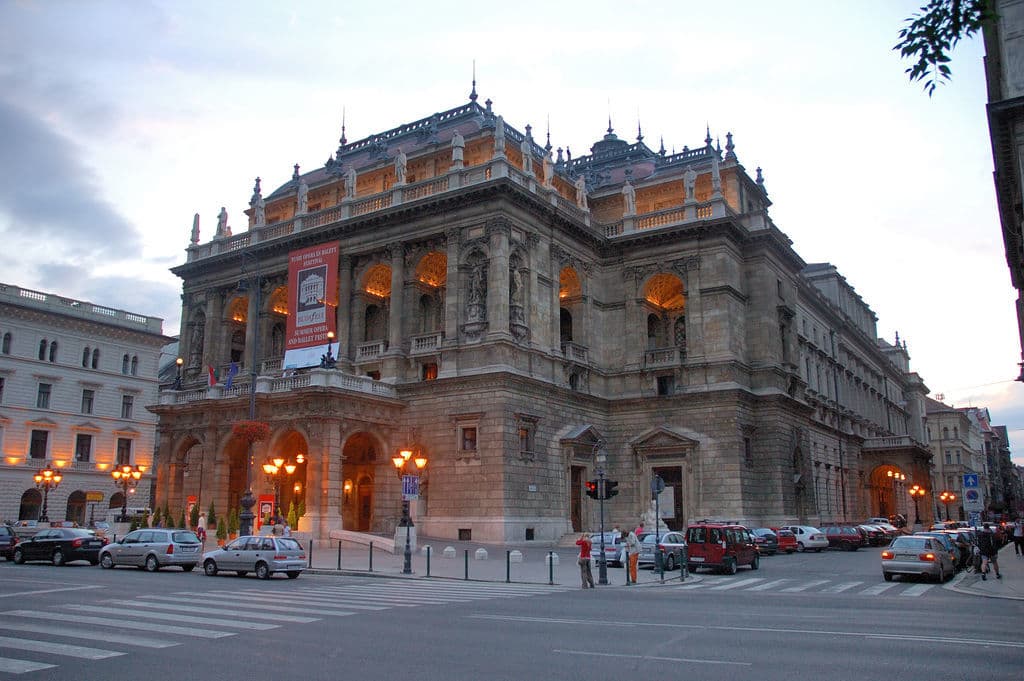 Lugar Opera