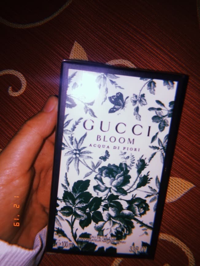 Belleza Gucci Bloom distancia de flores eau de parfum intensas 50 ML.