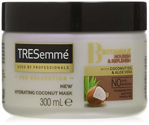 Belleza TRESemmé Mascarilla Botanique Coco - Paquetes de 3 x 300 ml -