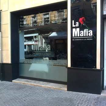 Restaurantes La Mafia se sienta a la mesa