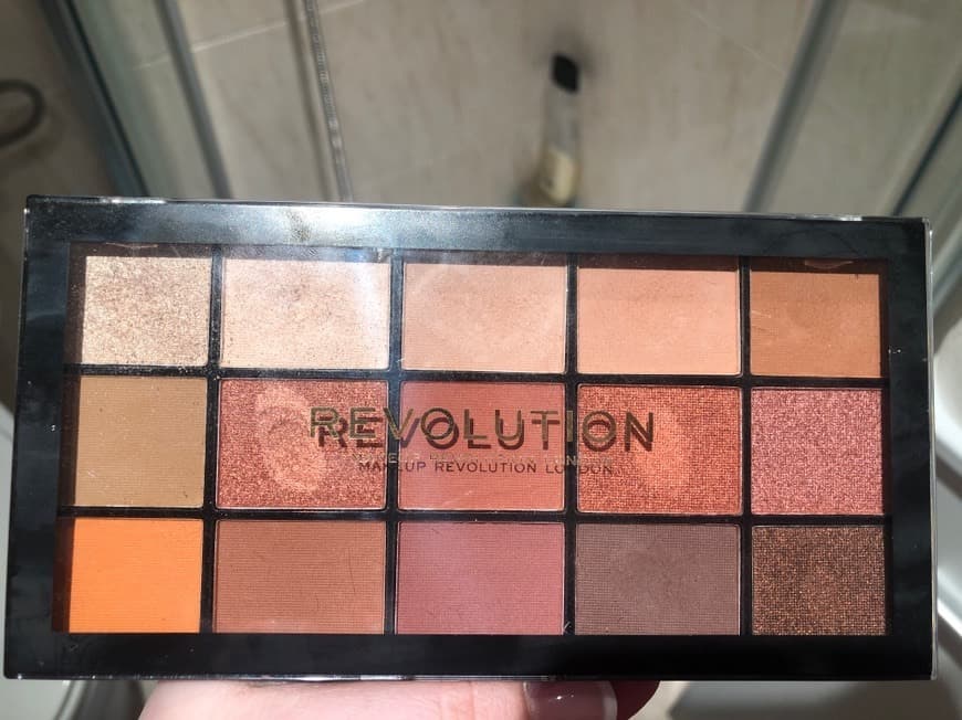 Belleza Makeup Revolution Paleta de sombras de ojos Re-loaded Iconic Fever