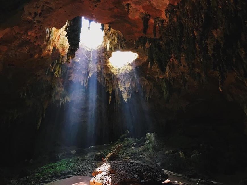 Place Grutas de Loltún