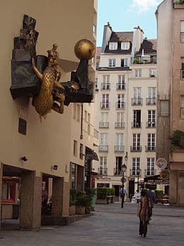 Place Le Défenseur du temps