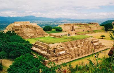 Place Monte Alban