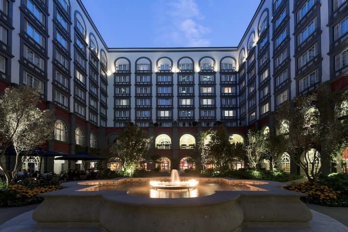 Place Four Seasons Hotel Mexico City