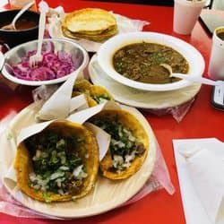 Lugar BIRRIA LA MEJOR